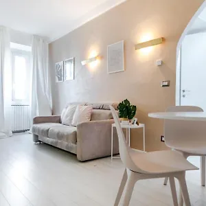 Joivy Vibrant Flat For 4 Near Parks, In Navigli Appartamento
